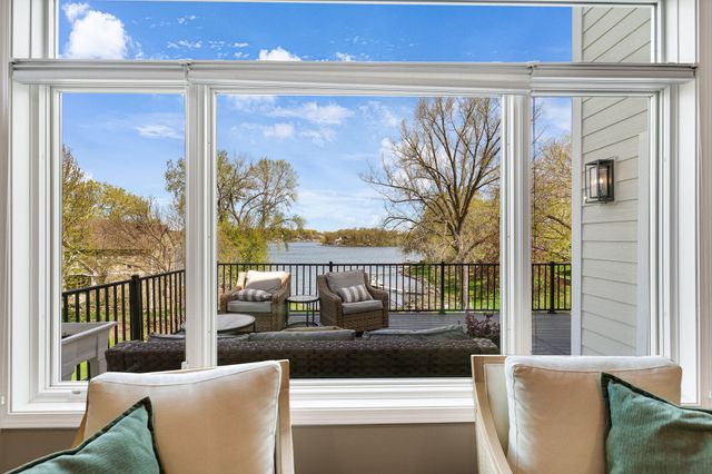 3374 Sycamore Trail SW, Prior Lake, MN 55372