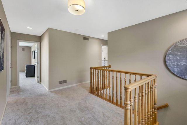 3374 Sycamore Trail SW, Prior Lake, MN 55372