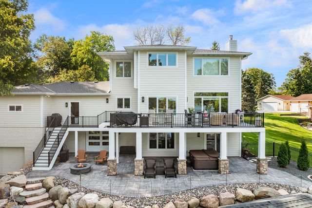 3374 Sycamore Trail SW, Prior Lake, MN 55372