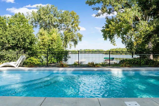 3374 Sycamore Trail SW, Prior Lake, MN 55372