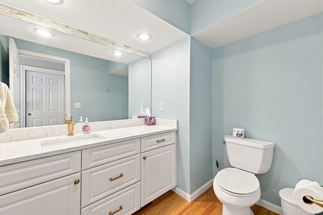 770 Salisbury St 423, Worcester, MA 01609