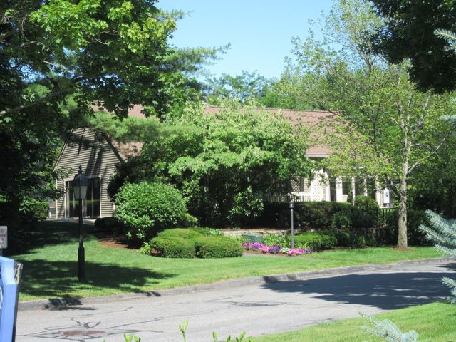 770 Salisbury St 423, Worcester, MA 01609