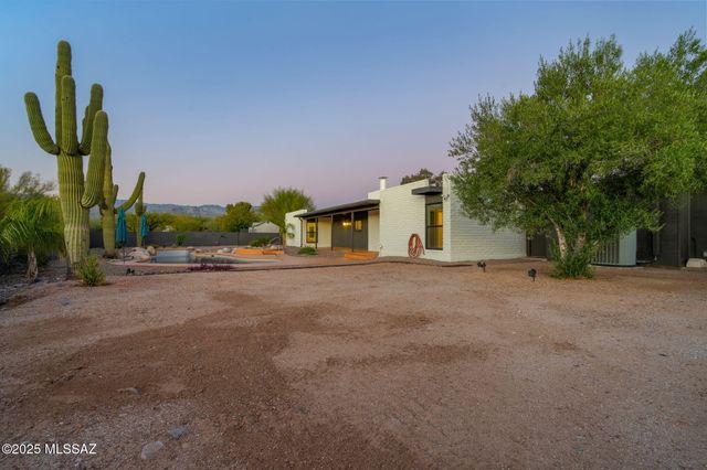 9340 E Paseo Tierra Verde, Tucson, AZ 85749