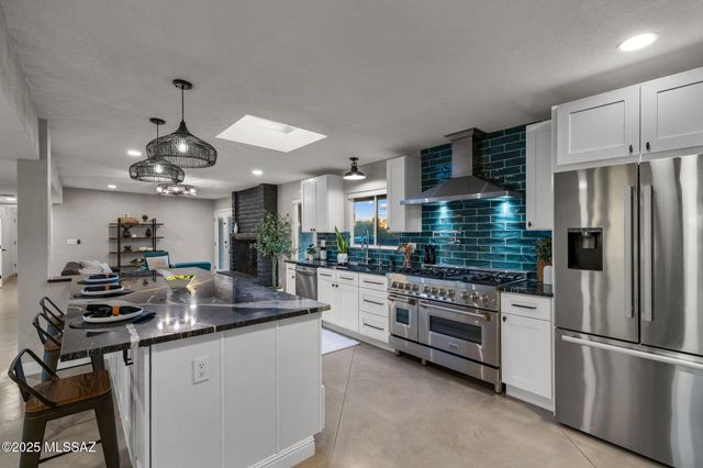 9340 E Paseo Tierra Verde, Tucson, AZ 85749