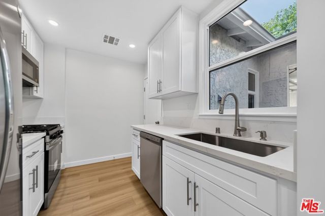 1615 S Adams Street, Glendale, CA 91205
