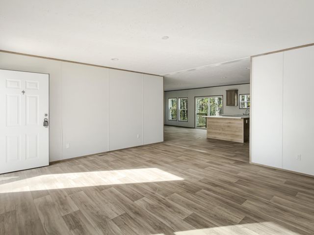 270 Saturn Lane, Walterboro, SC 29488