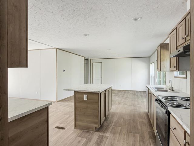 270 Saturn Lane, Walterboro, SC 29488