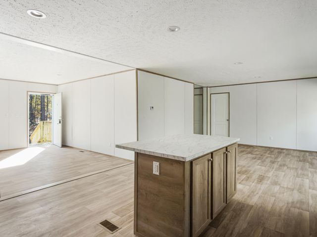 270 Saturn Lane, Walterboro, SC 29488