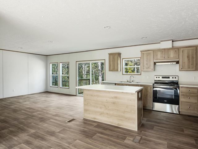 270 Saturn Lane, Walterboro, SC 29488