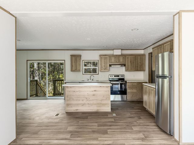 270 Saturn Lane, Walterboro, SC 29488