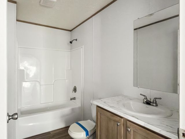 270 Saturn Lane, Walterboro, SC 29488