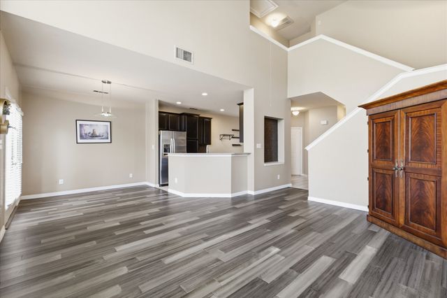 932 Avondale Lane, Plano, TX 75025