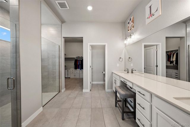 5165 Lake Terrace Lane, Longmont, CO 80504