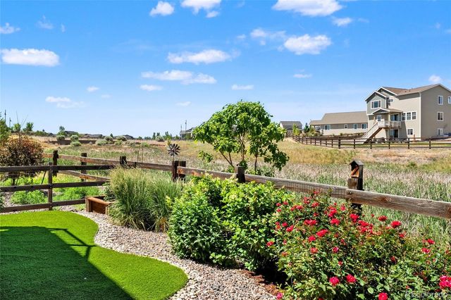 5165 Lake Terrace Lane, Longmont, CO 80504