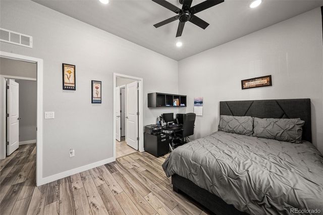 5165 Lake Terrace Lane, Longmont, CO 80504