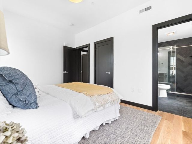 14 Carlton St C, Somerville, MA 02143
