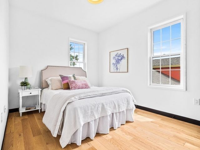 14 Carlton St C, Somerville, MA 02143