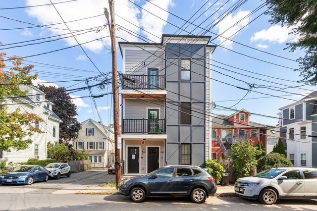 14 Carlton St C, Somerville, MA 02143