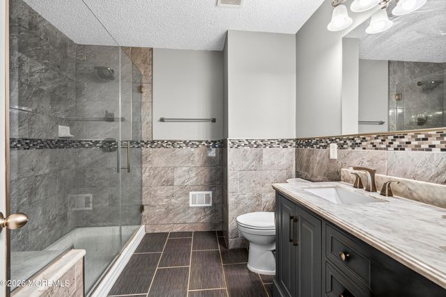 63 Winged Foot Court, Howell, NJ 07731