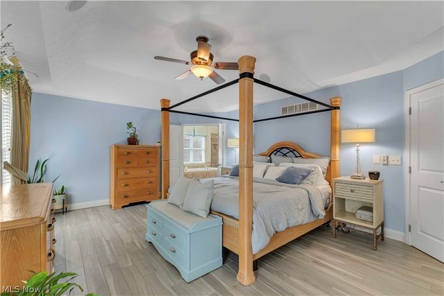 32811 Saint James Trail, Avon, OH 44011