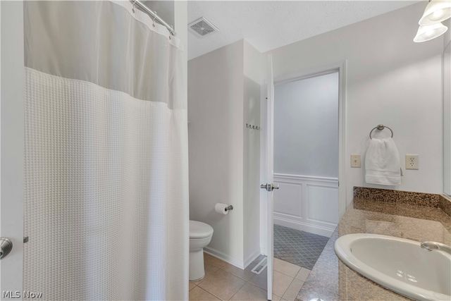 32811 Saint James Trail, Avon, OH 44011