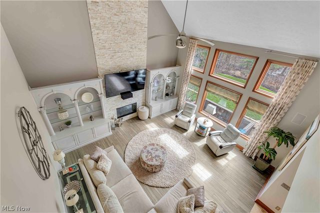 32811 Saint James Trail, Avon, OH 44011