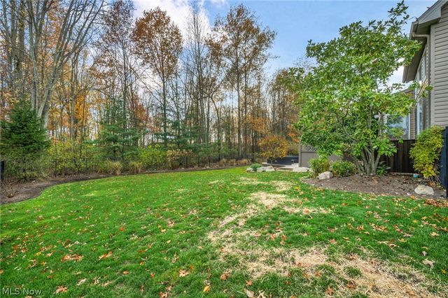 32811 Saint James Trail, Avon, OH 44011