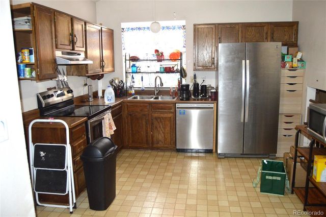 8554 S Field Street, Littleton, CO 80128