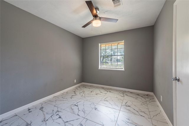 2511 Meadow Lane, La Marque, TX 77568