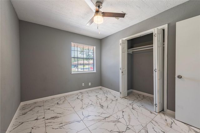 2511 Meadow Lane, La Marque, TX 77568