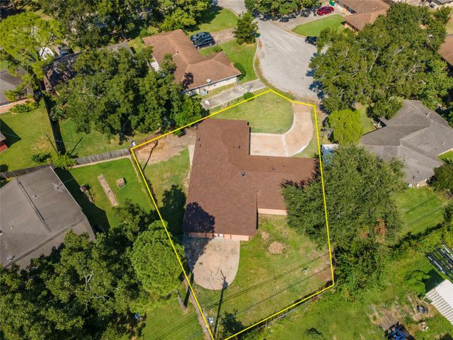2511 Meadow Lane, La Marque, TX 77568