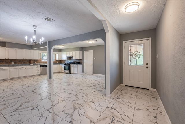 2511 Meadow Lane, La Marque, TX 77568