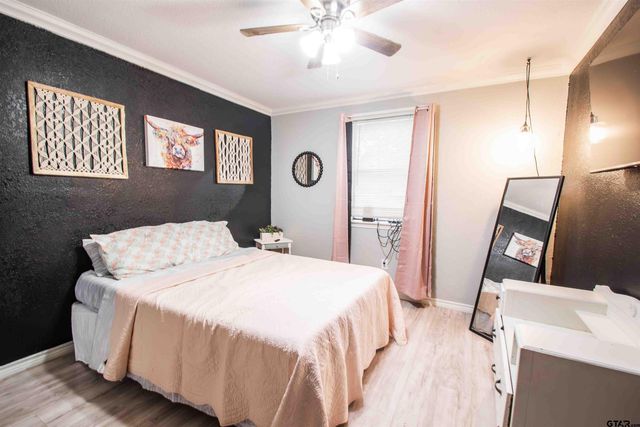 160 ACR 319, Frankston, TX 75763