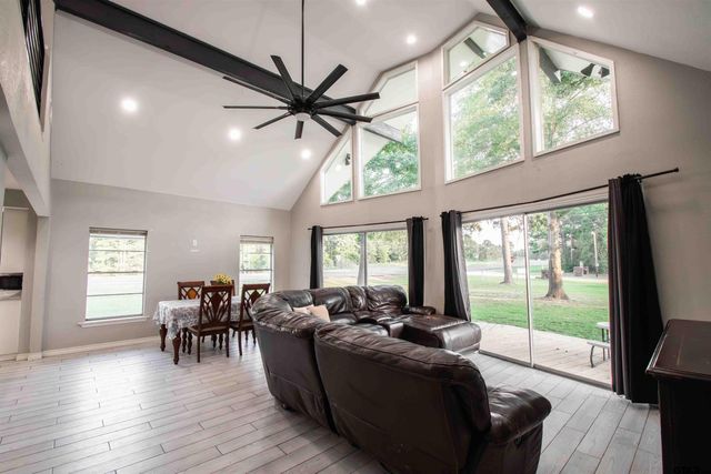 160 ACR 319, Frankston, TX 75763