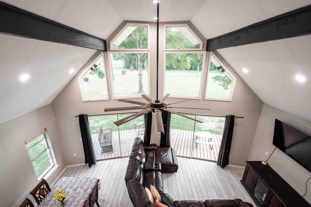 160 ACR 319, Frankston, TX 75763