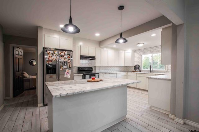 160 ACR 319, Frankston, TX 75763