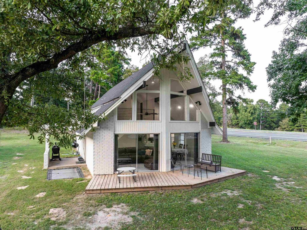 160 ACR 319, Frankston, TX 75763