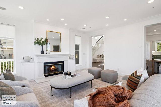 40 Miwok Dr, Novato, CA 94947