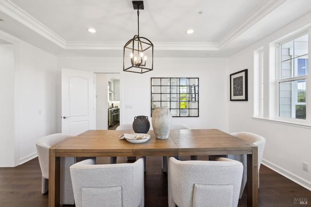 40 Miwok Dr, Novato, CA 94947