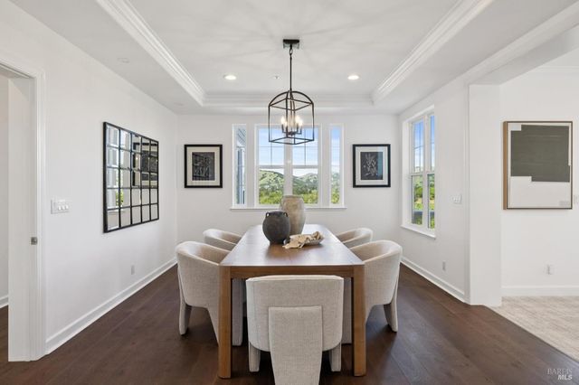 40 Miwok Dr, Novato, CA 94947