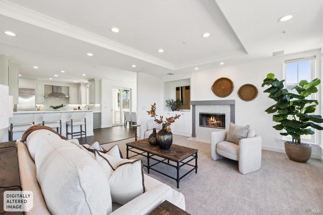 40 Miwok Dr, Novato, CA 94947