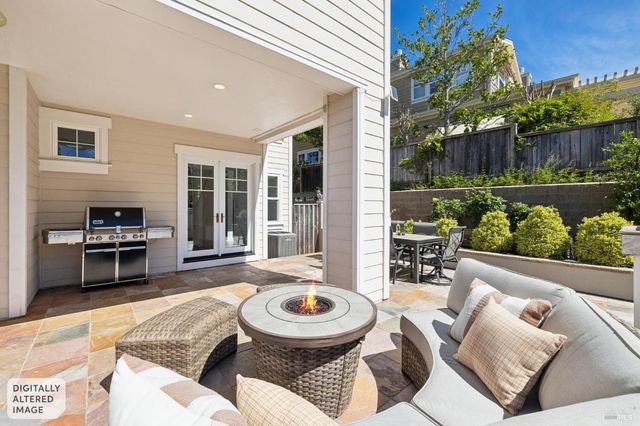 40 Miwok Dr, Novato, CA 94947