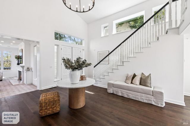 40 Miwok Dr, Novato, CA 94947