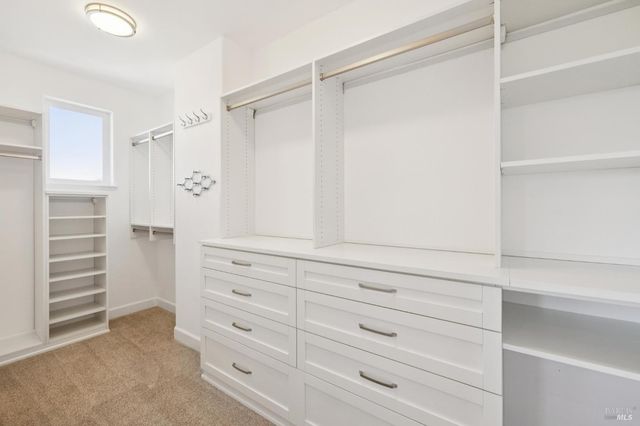 40 Miwok Dr, Novato, CA 94947