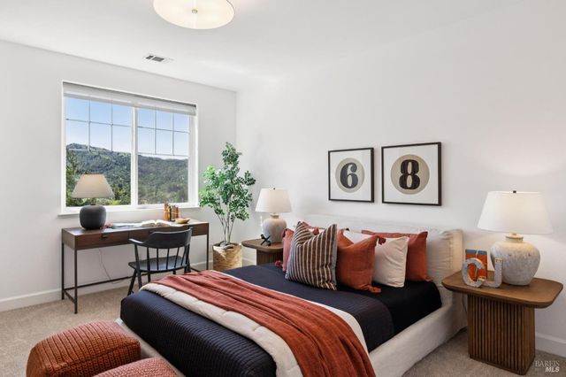 40 Miwok Dr, Novato, CA 94947