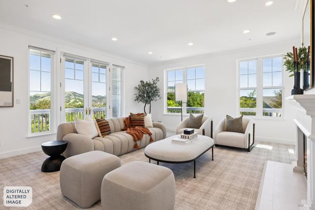 40 Miwok Dr, Novato, CA 94947