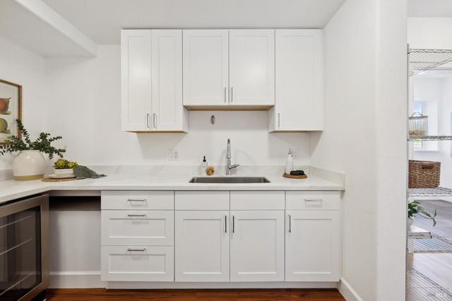 40 Miwok Dr, Novato, CA 94947