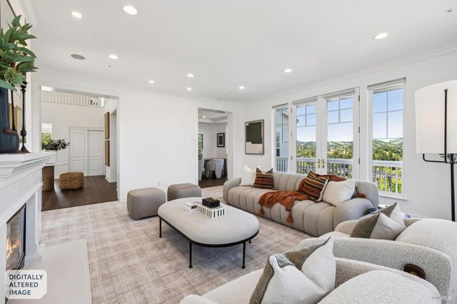 40 Miwok Dr, Novato, CA 94947