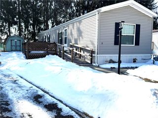 5 Lexington Dr, New Sewickley Twp, PA 15042