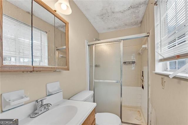 902 Traymore Drive, Norcross, GA 30093